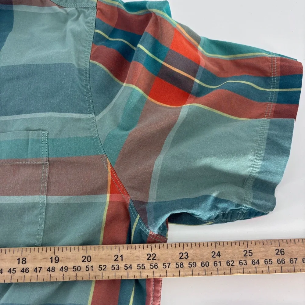 The North Face Button Up Shirt Mens Large Teal Plaid Short Sleeve Outdoor Hiking
